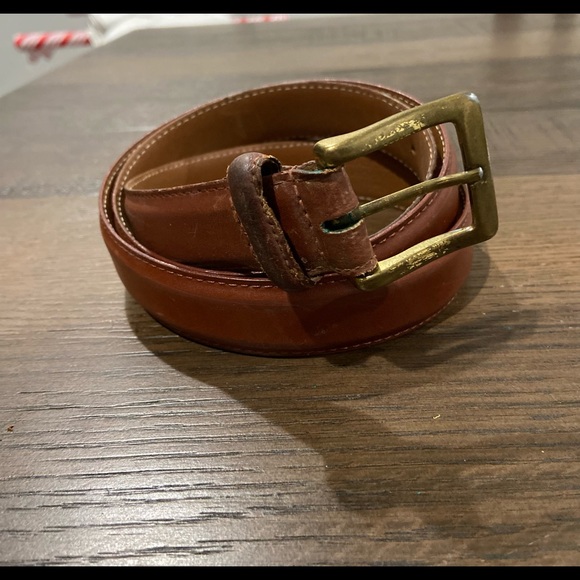 Men’s Solid Leather Belt - Picture 2 of 3